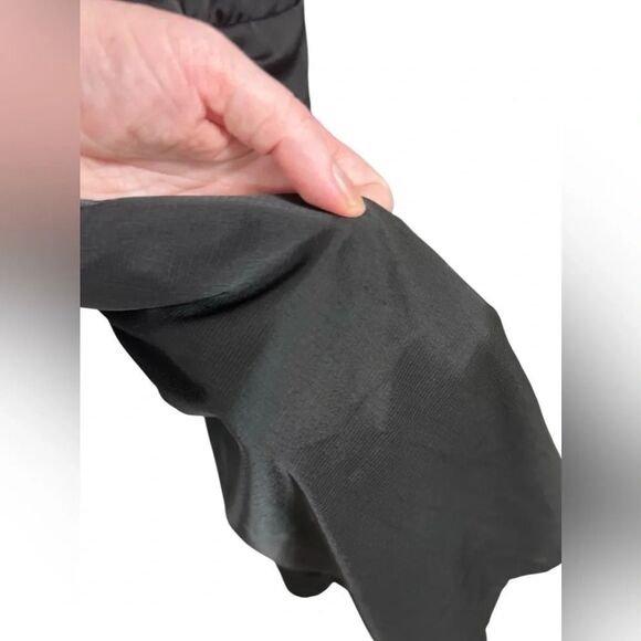 Astr Black Romper silky feeling medium v neck bow Anthropologie - Picture 2 of 16